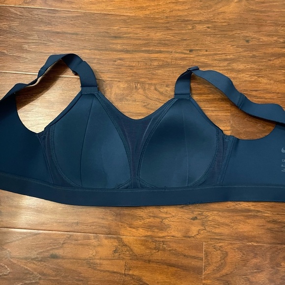 Nike Dri-FIT Alpha High Support Padded Adjustable Sports Bra Size XS - Picture 6 of 6